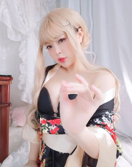 漂亮秘书的滋味