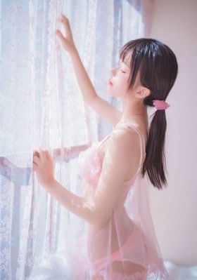 丰满双乳秘书被老板狂揉捏hd