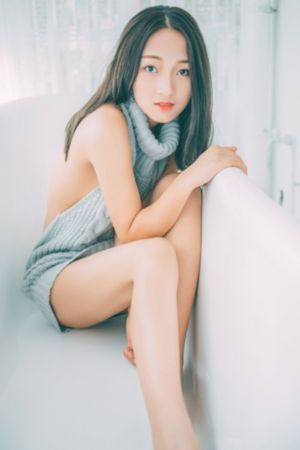 没有穿内裤的女教师在线观看