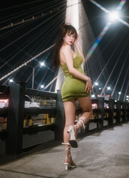 乳揉みま痴汉电车公交在线观看