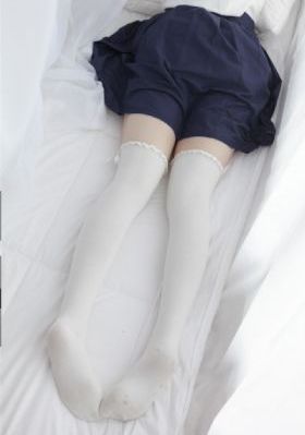 裙子里面的怪兽动画片