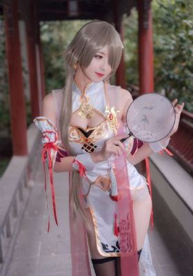 无颜之月在