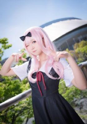 君子好逑李采潭