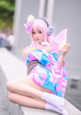 周冬雨av三级
