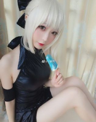 披萨女孩