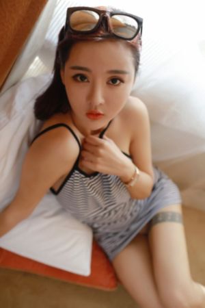 女邻居4